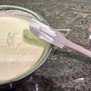 cmb germancheesecake step06 mixingfinalbatter de