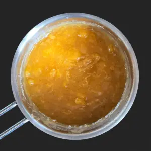 Apricot layer prepared in a saucepan